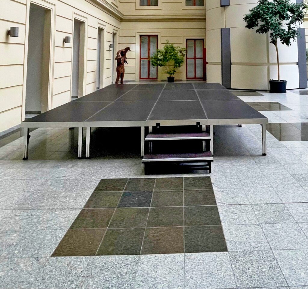 Mobilni-podium-vyroba-prodej-pronajem 4