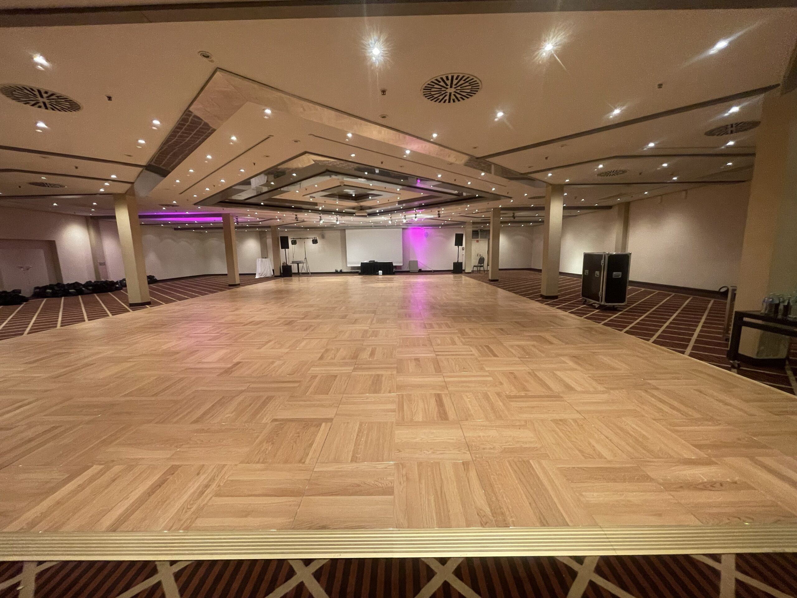 velký taneční parket