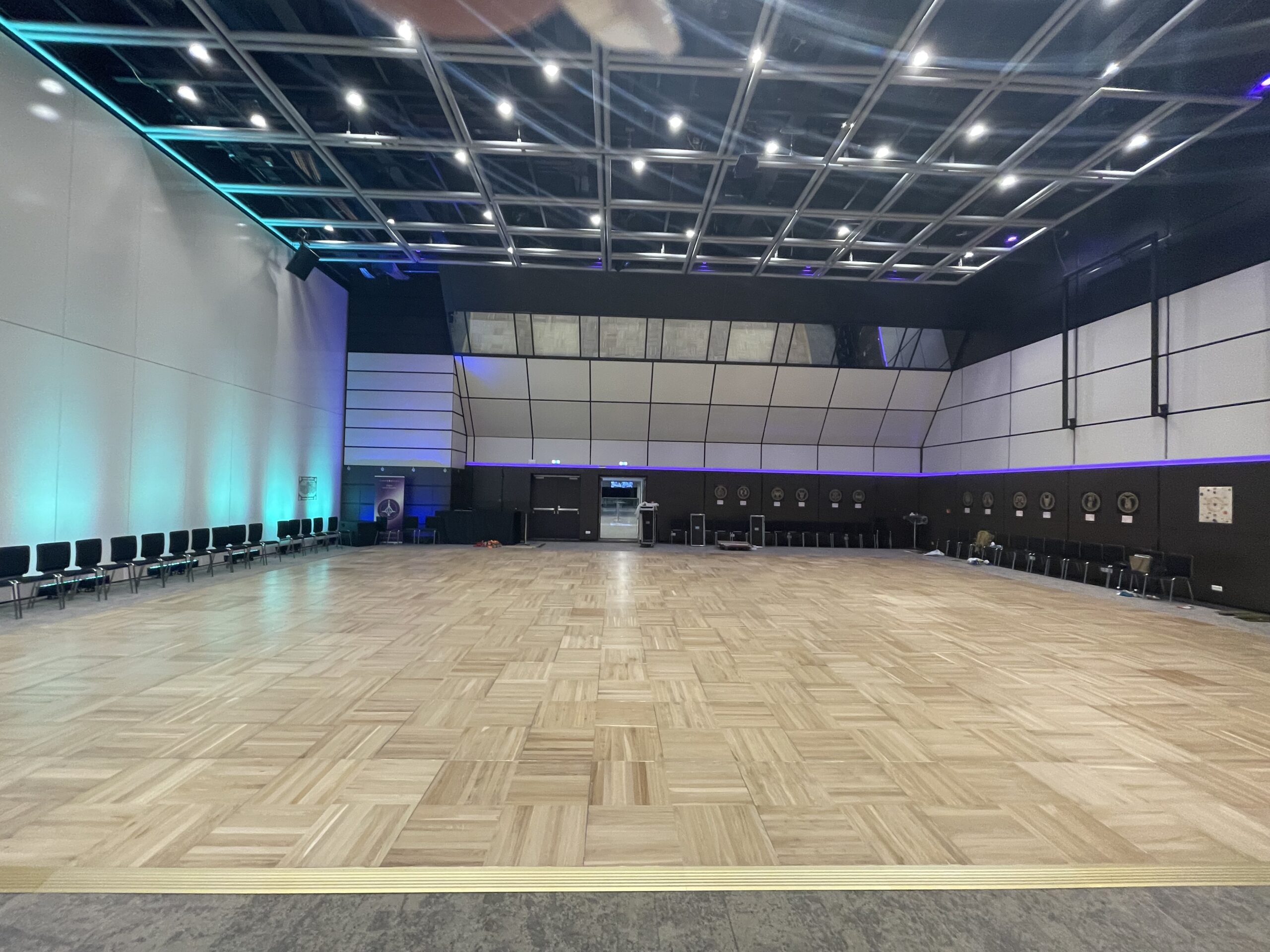 velký mobilní taneční parket 250 m2